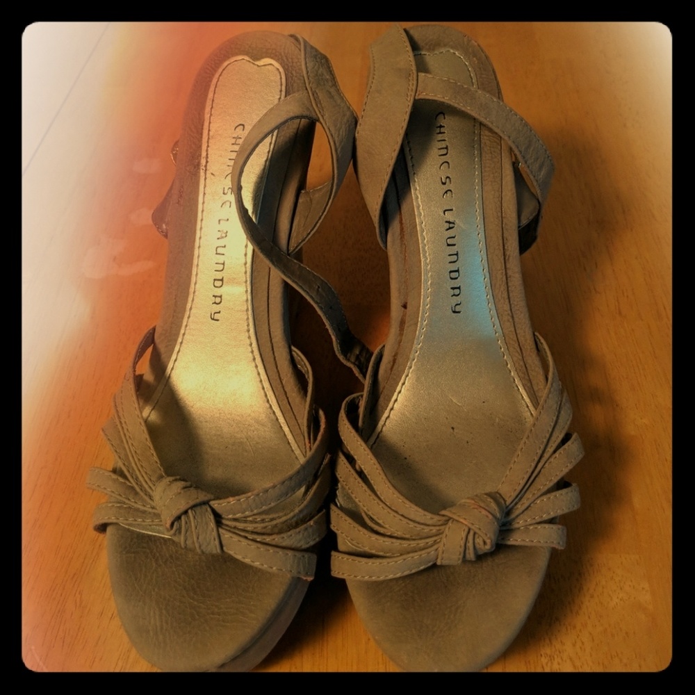 Chinese Laundry Wedges